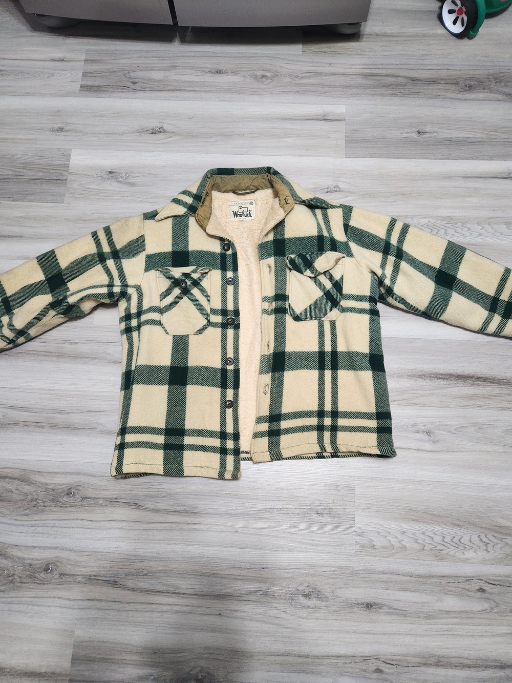 Late 1960s, Early 1970s-Woolrich Cream & Green Plaid Sherpa-Lined Men's Coat